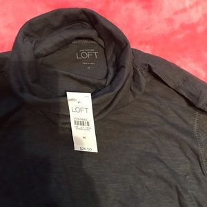 Women’s Long sleeve turtleneck T-shirt